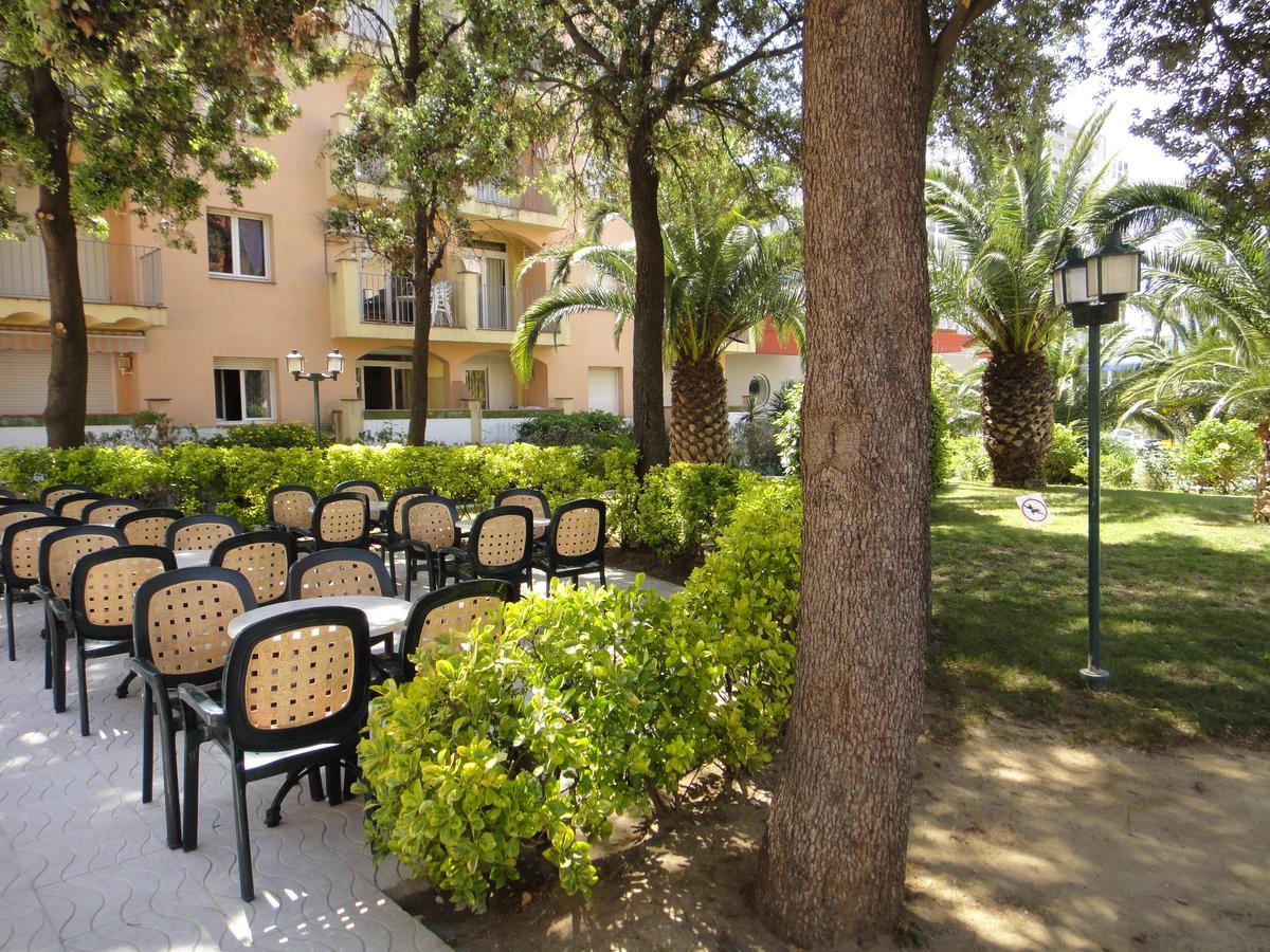 Bertur Gran Reserva Comte Empuries Empuriabrava Εξωτερικό φωτογραφία